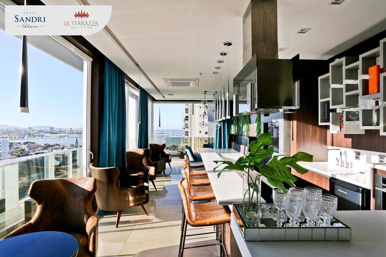 Sandri Palace Hotel Ітажаї Екстер'єр фото